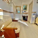 Giovanni Guest house 3*