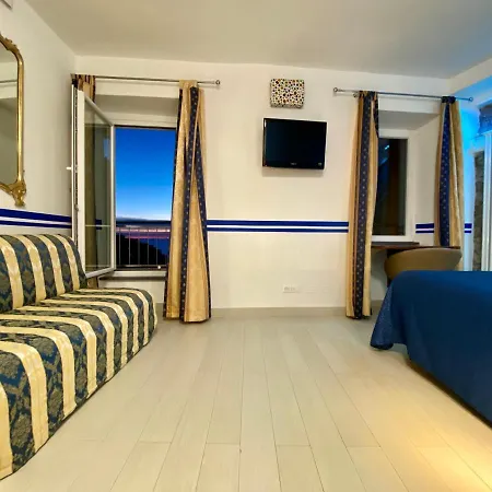 Giovanni Pensjonat 3*