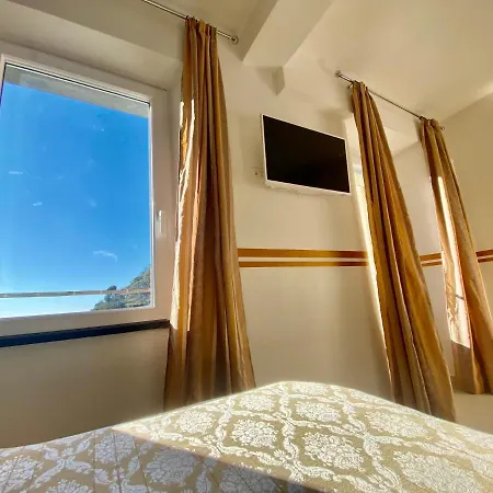 Giovanni Guest house Manarola