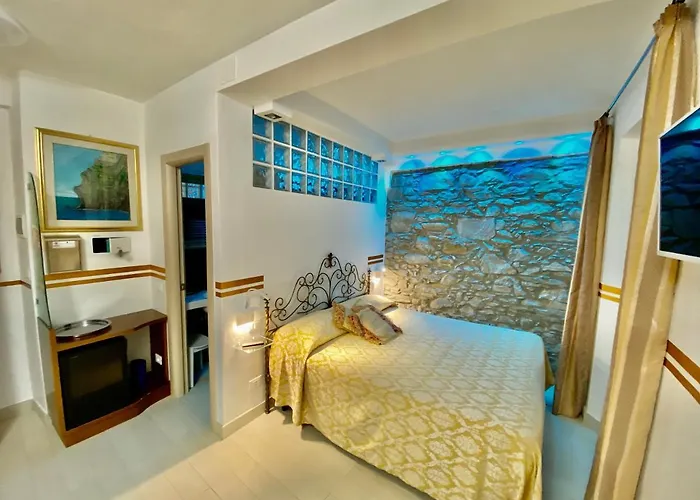 Giovanni Guest house 3*